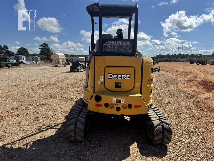 2018-deere-35g-image-7