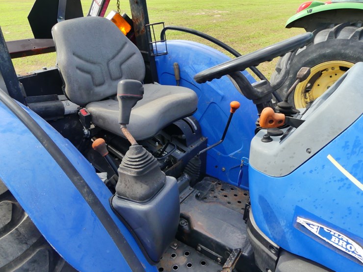 2019-new-holland-workmaster-50-image-13