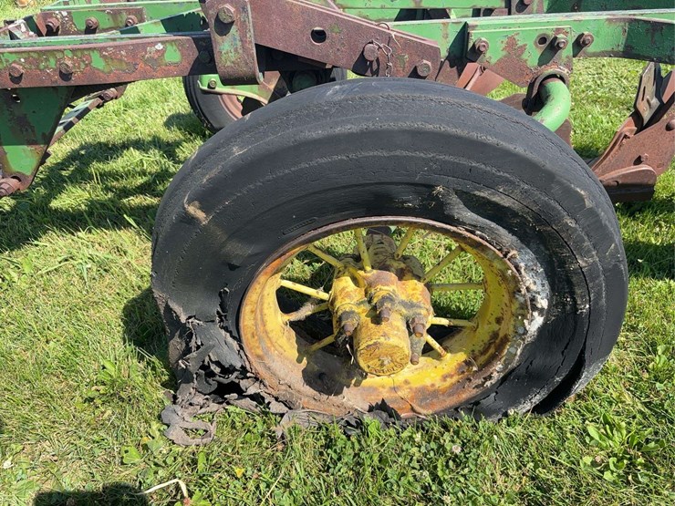 john-deere-66-image-28