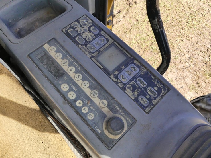 2003-komatsu-pc220-lc-image-18