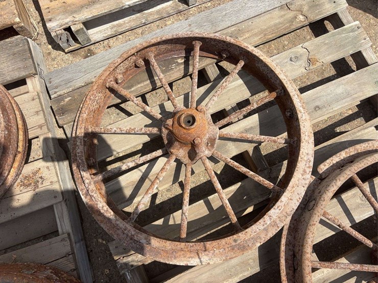 john-deere-24-image-6