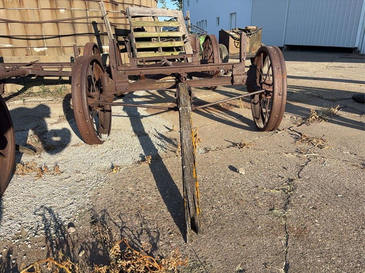 john-deere-running-gear-image-2