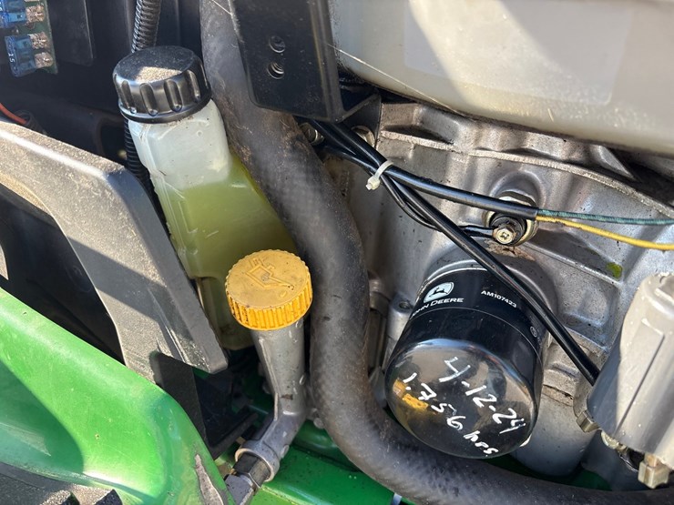 john-deere-345-image-19