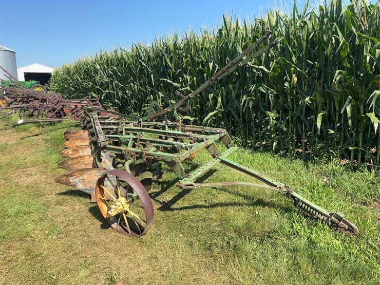 john-deere-14-image-1
