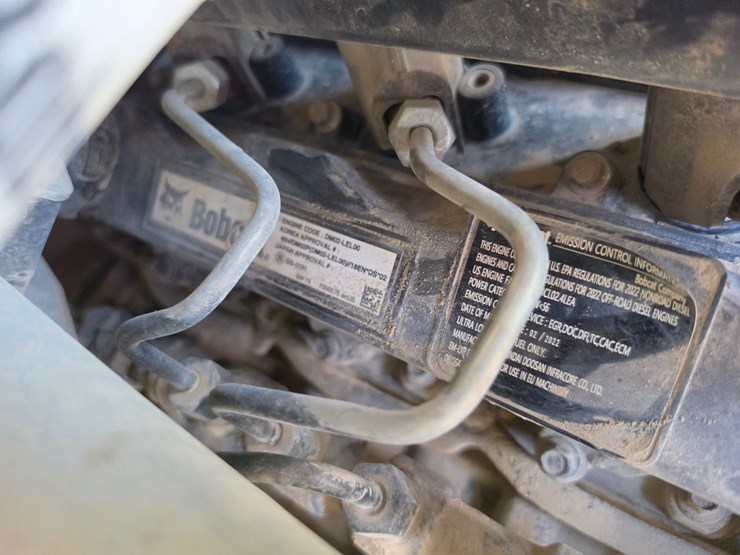 #26217-•-2022-bob-cat-t66-skid-steer-image-13