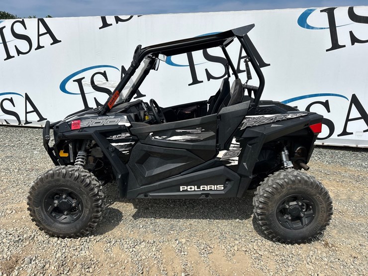 2018-polaris-rzr-900-image-2