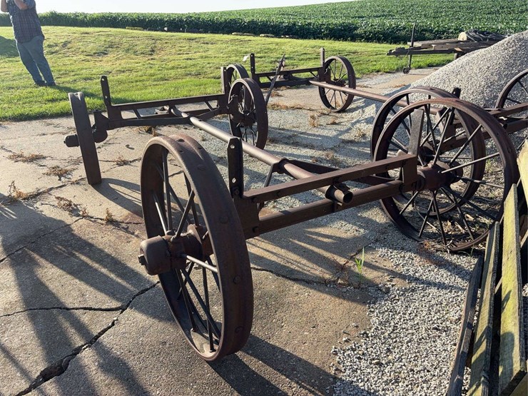 john-deere-running-gear-image-5