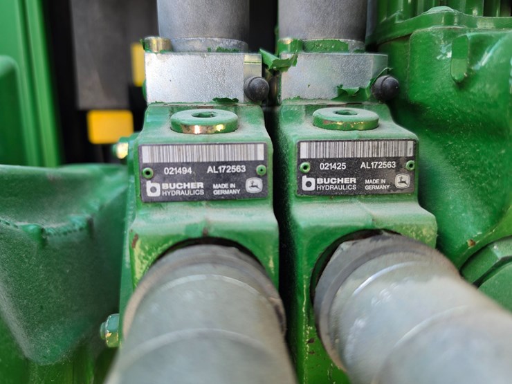 john-deere-6430-image-63