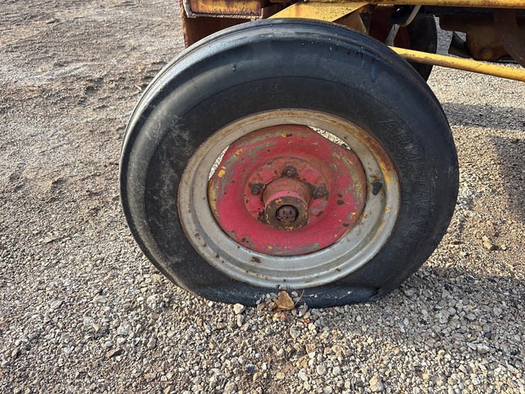 #2720-•-empire-88-90-tractor-image-29
