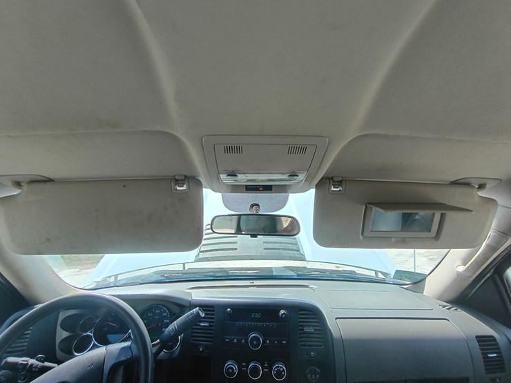 2013-gmc-sierra-3500-image-74