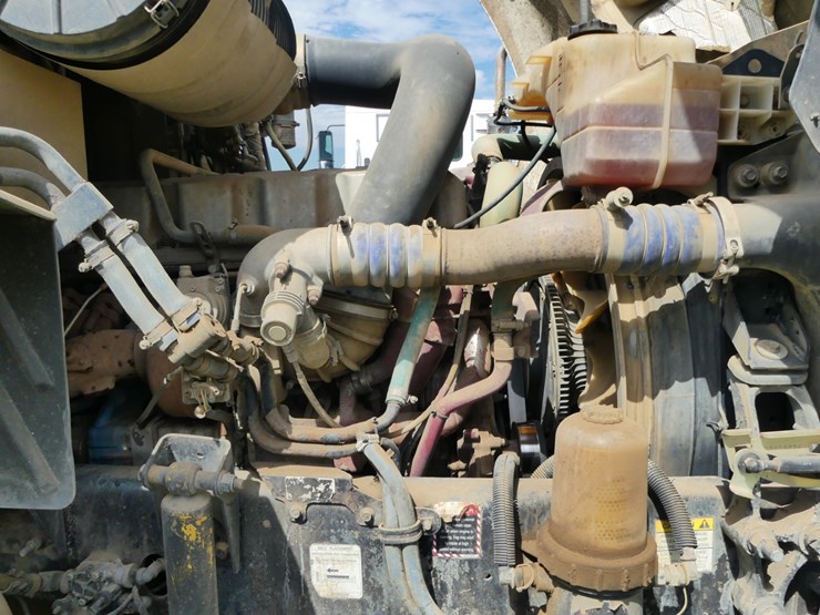 2012-mack-cxu613-image-9