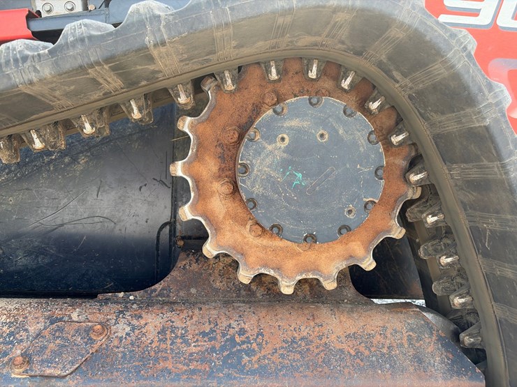 kubota-svl90-2-image-6