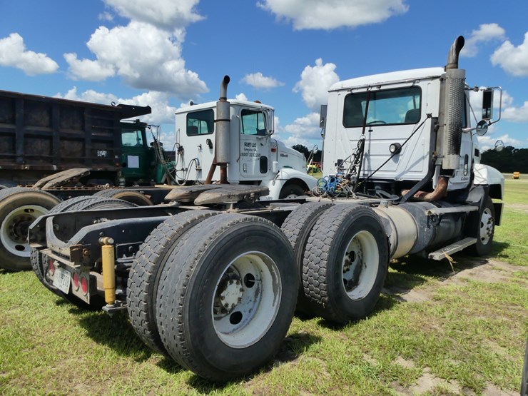 2000-mack-ch612-image-3