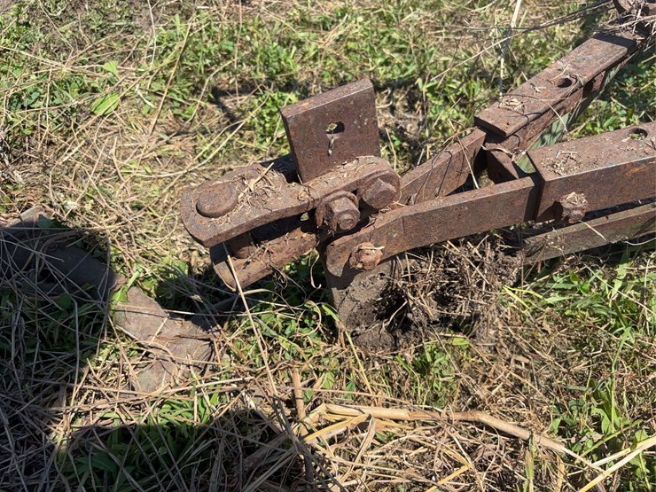 john-deere-13-shank-field-cultivator-image-9