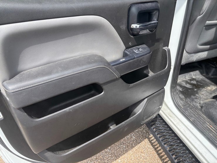 2014-chevrolet-1500-image-54