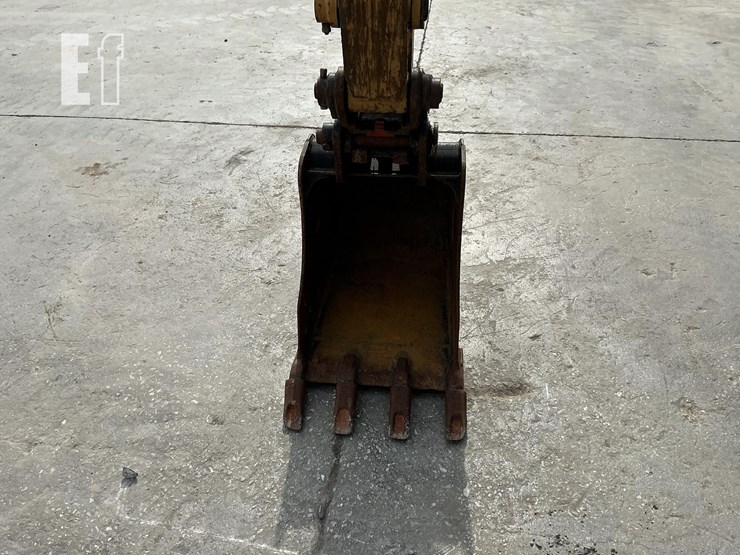 2022-caterpillar-303.5e2-cr-image-11