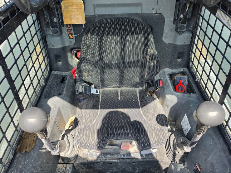 #26217-•-2022-bob-cat-t66-skid-steer-image-22