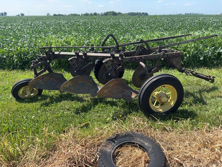 john-deere-14-image-4