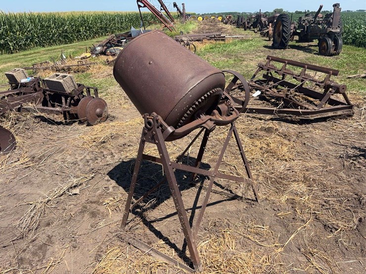 belt-powered-cement-mixer-image-4