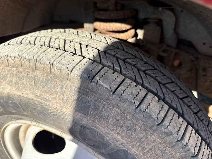 2001-ford-f350-image-43