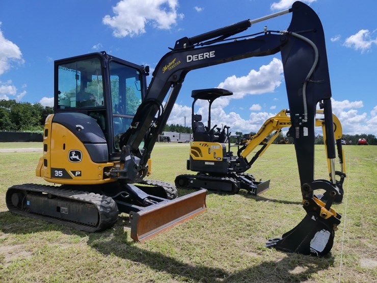 2023-deere-35p-image-2
