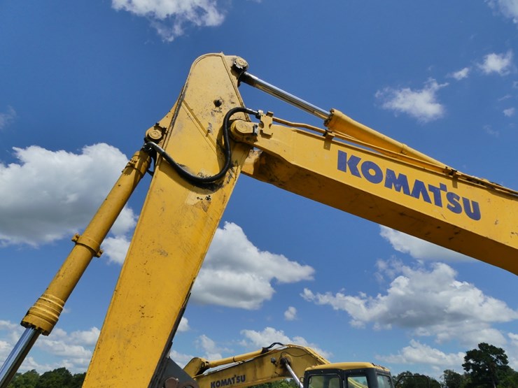 2021-komatsu-pc210-lc-image-9