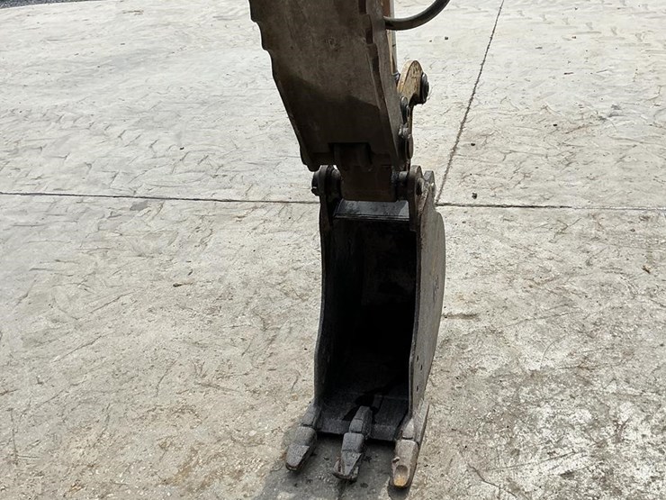 2015-caterpillar-303e-cr-image-11