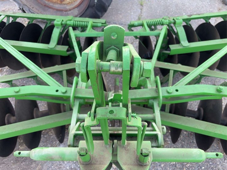john-deere-three-point-disc-image-12
