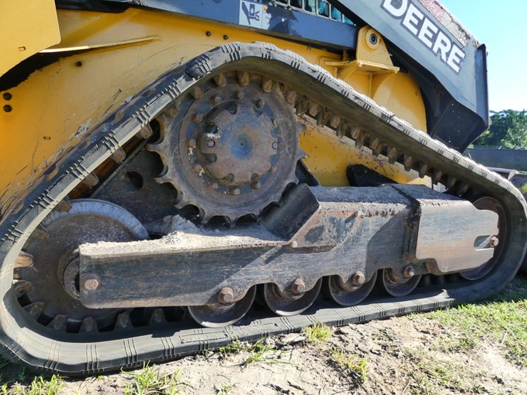 2016-deere-317g-image-5