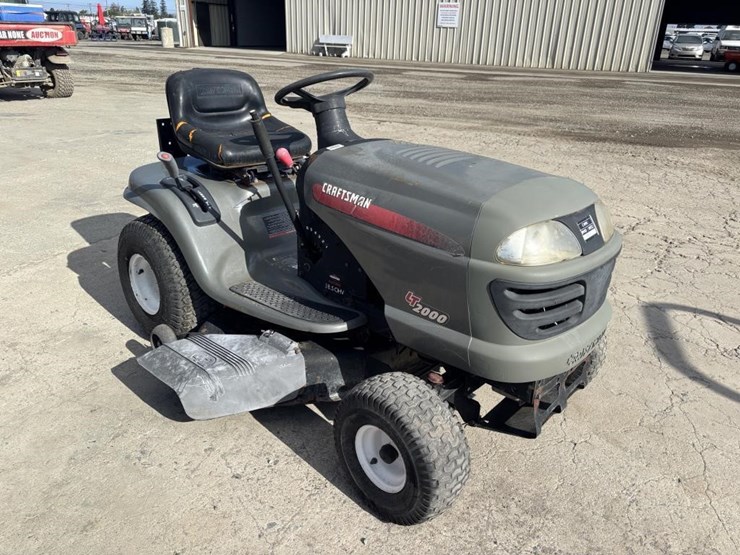 2006-craftsman-lt2000-image-2