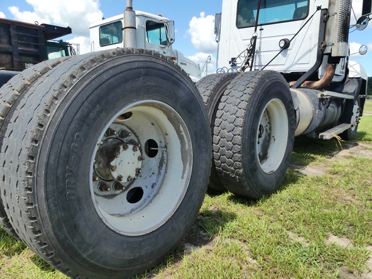 2000-mack-ch612-image-6
