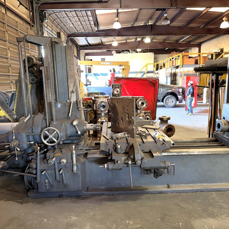 LUCAS MACHINE NO. 42 PRECISION HORIZONTAL MILLING MACHINE