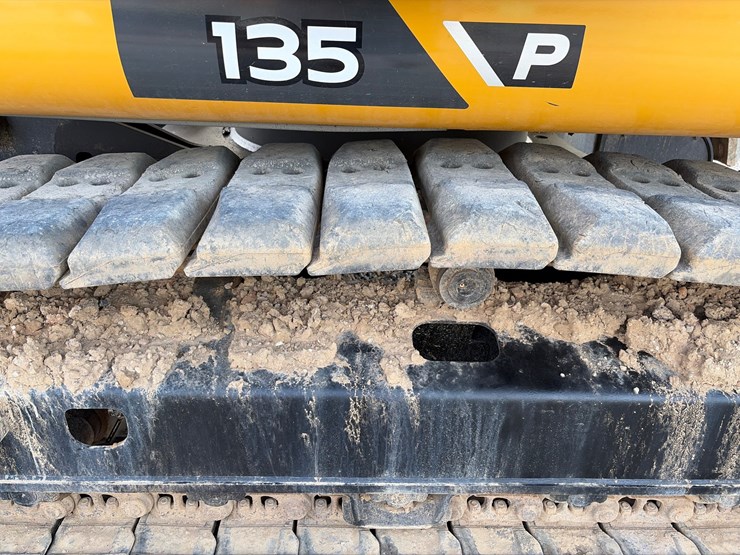 deere-135-p-tier-image-7