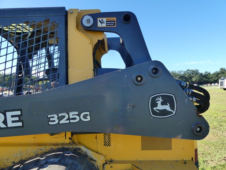 2018-deere-325g-image-8
