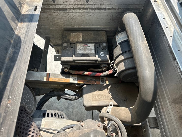 club-car-carryall-300-image-28