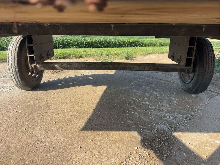 flat-deck-trailer-image-31