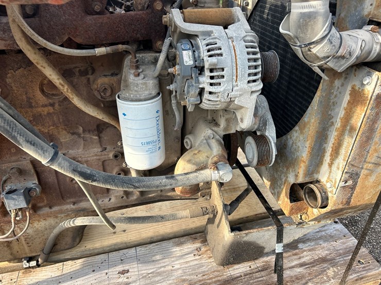 #2700-•-5.9l-cummins-turbo-diesel-engine-image-8
