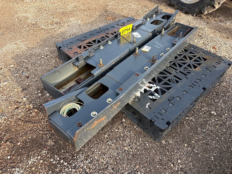 #2714-•-straight-screed-plate-assembly-image-4