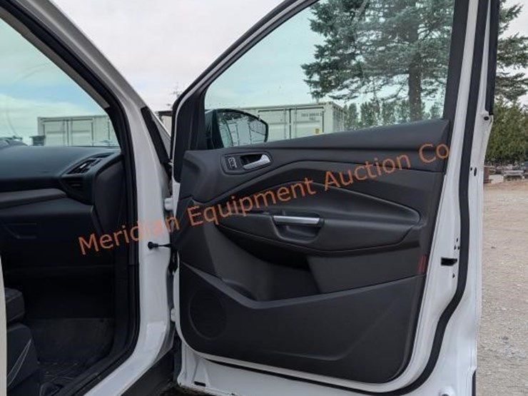 2015-ford-escape-se-image-27