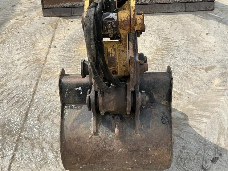 2016-caterpillar-304e2-cr-image-9