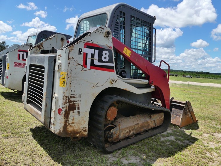 2015-takeuchi-tl8-image-4