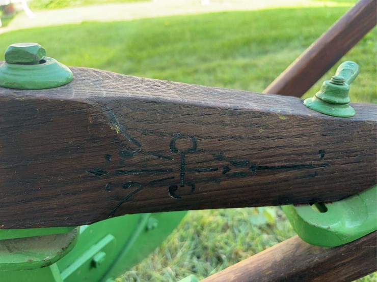 john-deere-16-image-19
