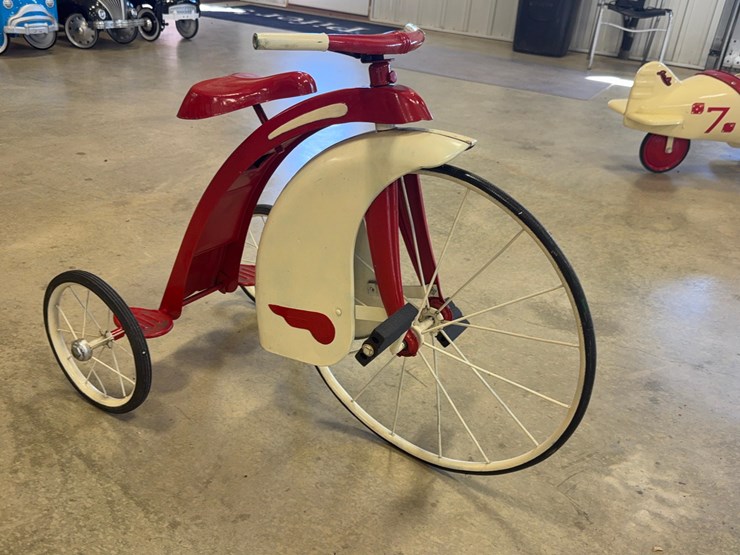 garton-streamliner-tricycle-image-2