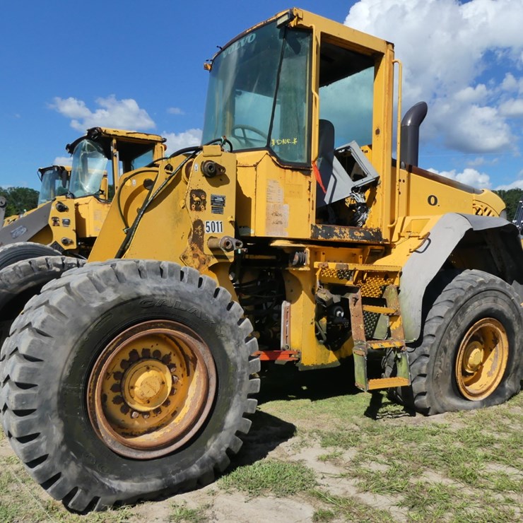 VOLVO L90E