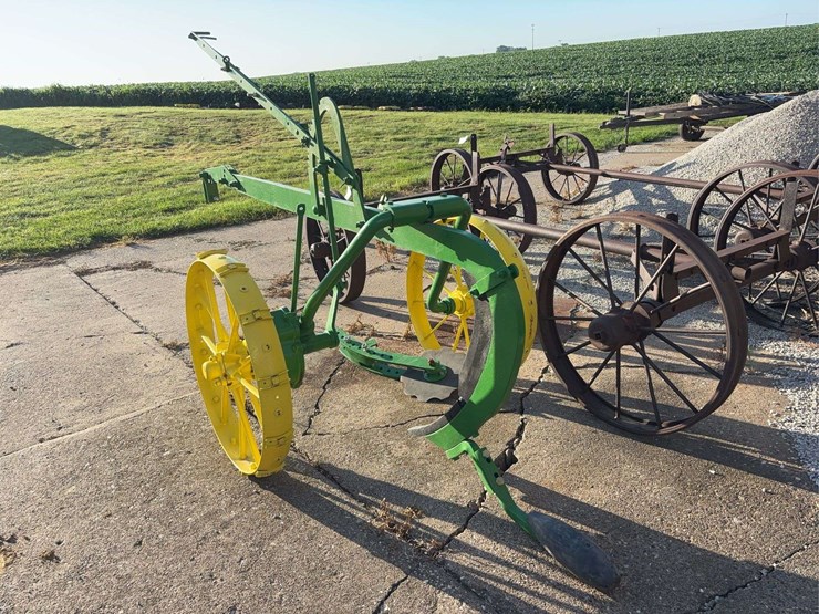 john-deere-single-shank-subsoiler-image-3