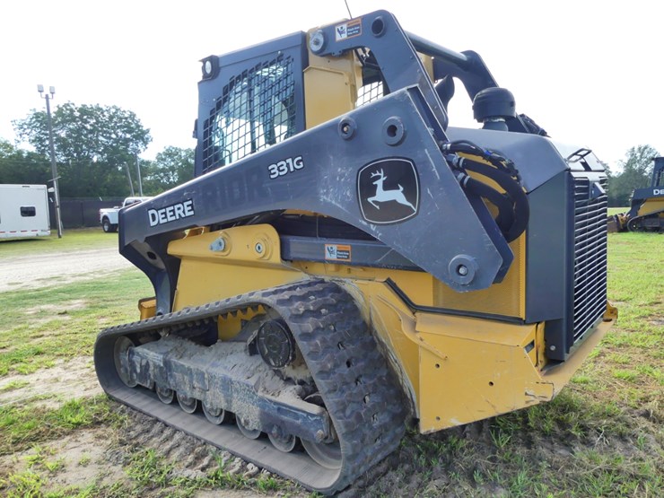 2023-deere-331g-image-4