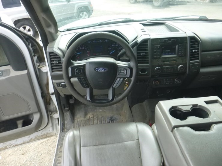 2018-ford-f350-image-7