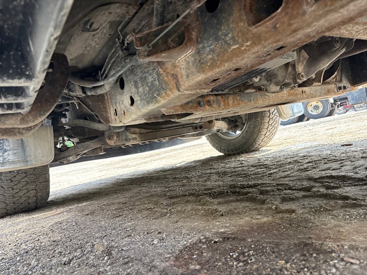 2017-ford-f150-image-24