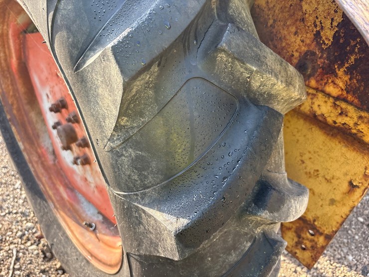 #2720-•-empire-88-90-tractor-image-36