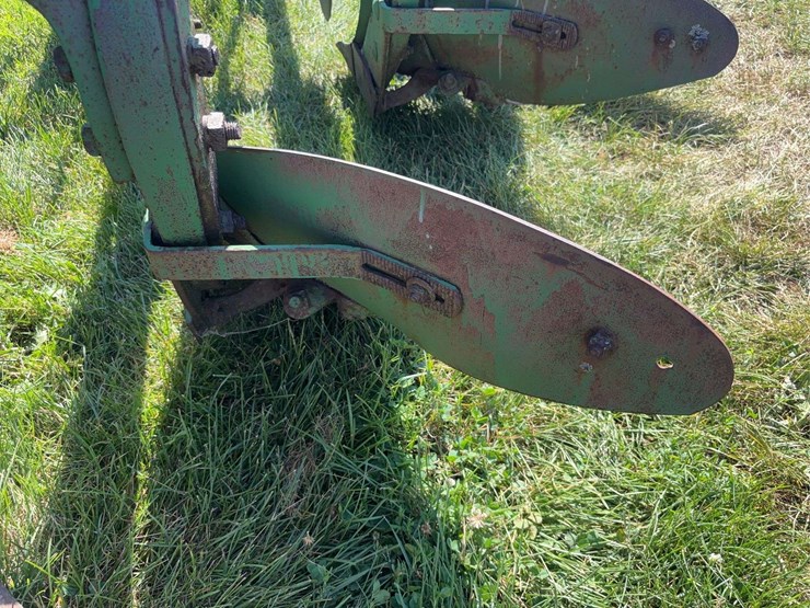 john-deere-14-image-27